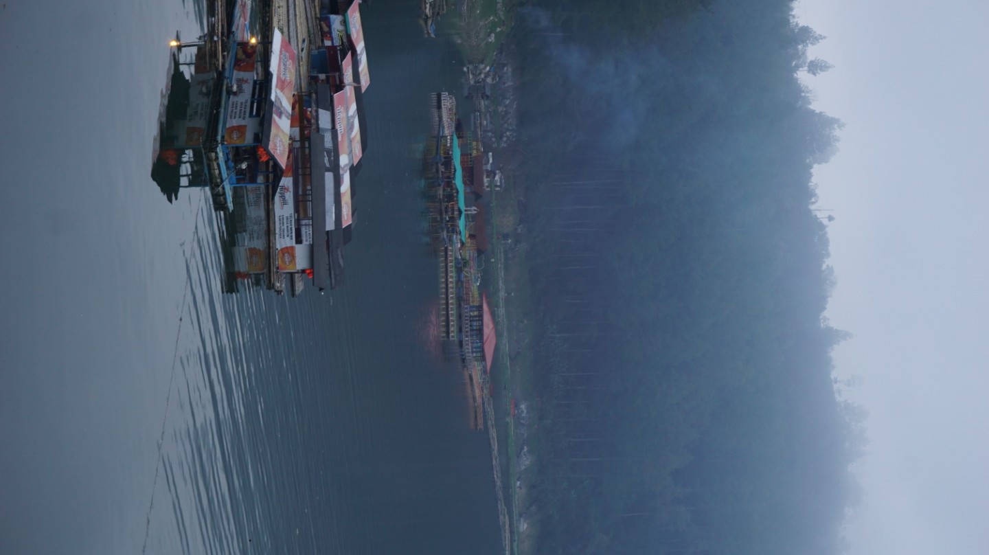 Lokasi wisata di sekitar Telaga Menjer, Garung yang menjadi salah satu destinasi unggulan di Wonosobo selain Dieng.