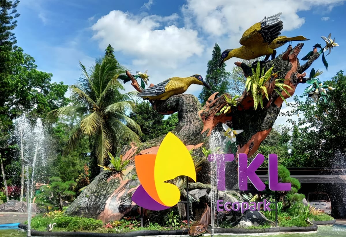 Rekomendasi wisata murah dengan nuansa alam. (Wikipedia)