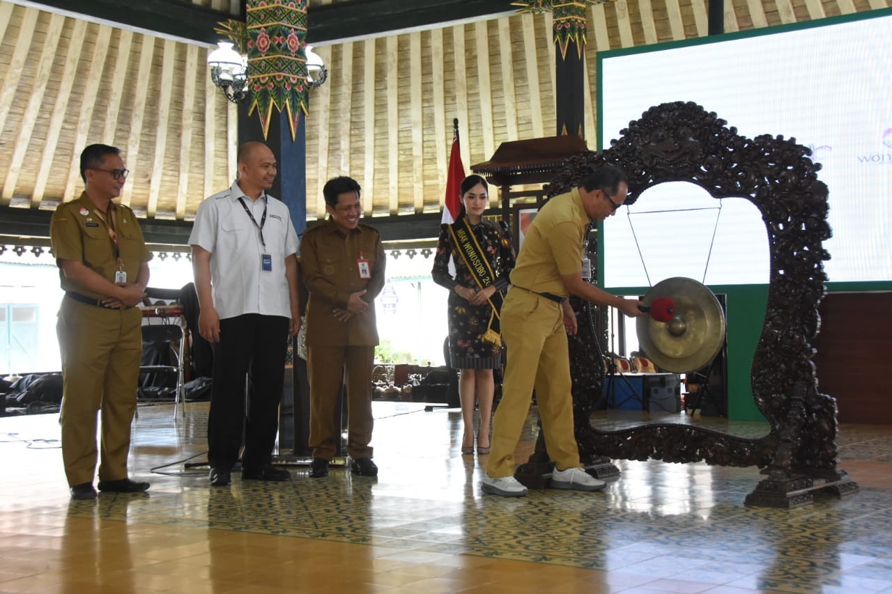 Peluncuran kalender event pariwisata tahun 2025 di Pendopo Bupati, Senin (20/1/2025). Sebanyak 73 kegiatan bakal digelar.