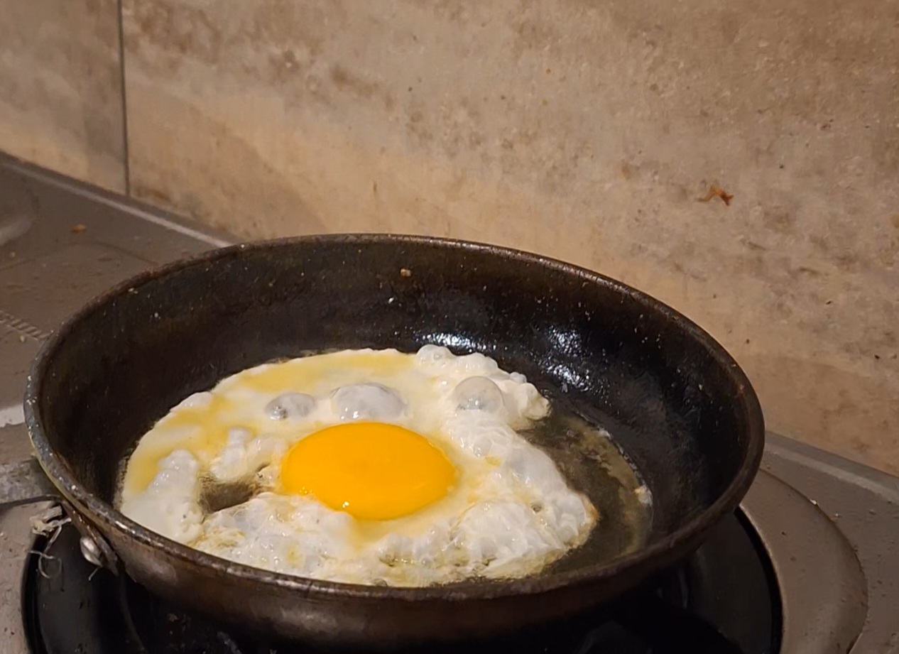 Konsumsi telur baik untuk tinggi badan anak