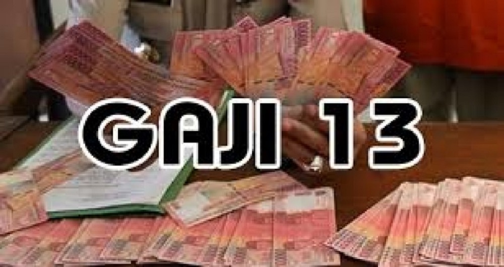 Gaji ke-13 selalu ditunggu-tunggu oleh Aparatur Sipil Negara (ASN) baik itu Pegawai Negeri Sipil (PNS) maupun Pegawai Pemerintah dengan Perjanjian Kerja (PPPK).