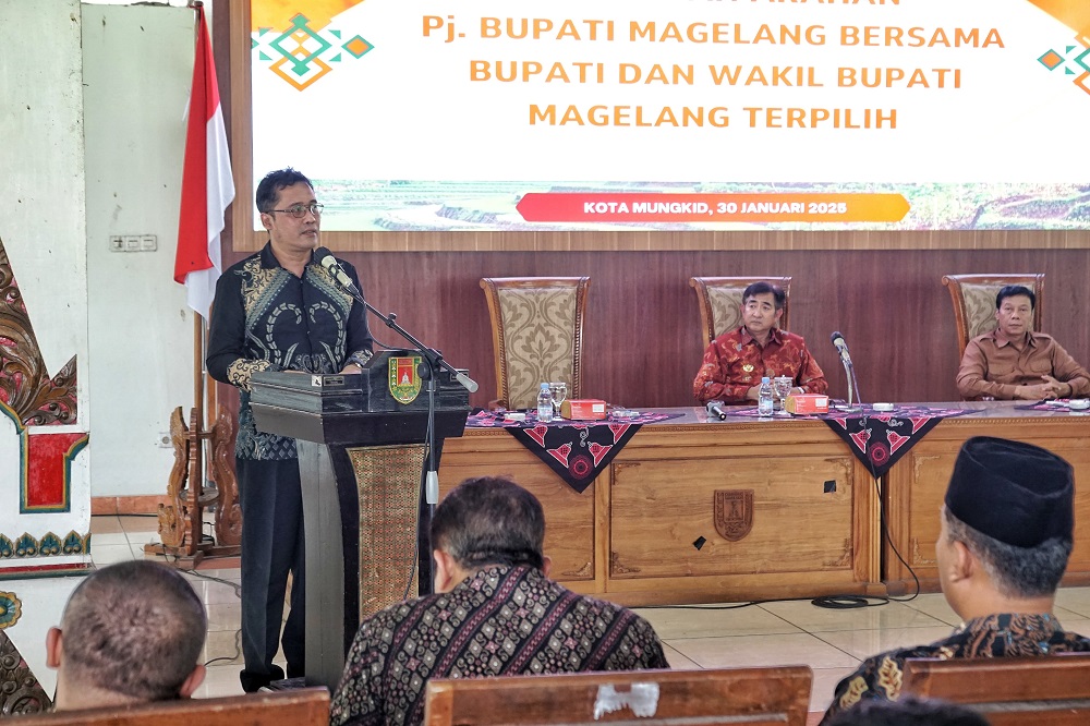 Bupati Magelang terpilih Grengseng Pamuji saat memberikan arahan kepada OPD di lingkungan Pemkab Magelang, Kamis (30/1/2025).