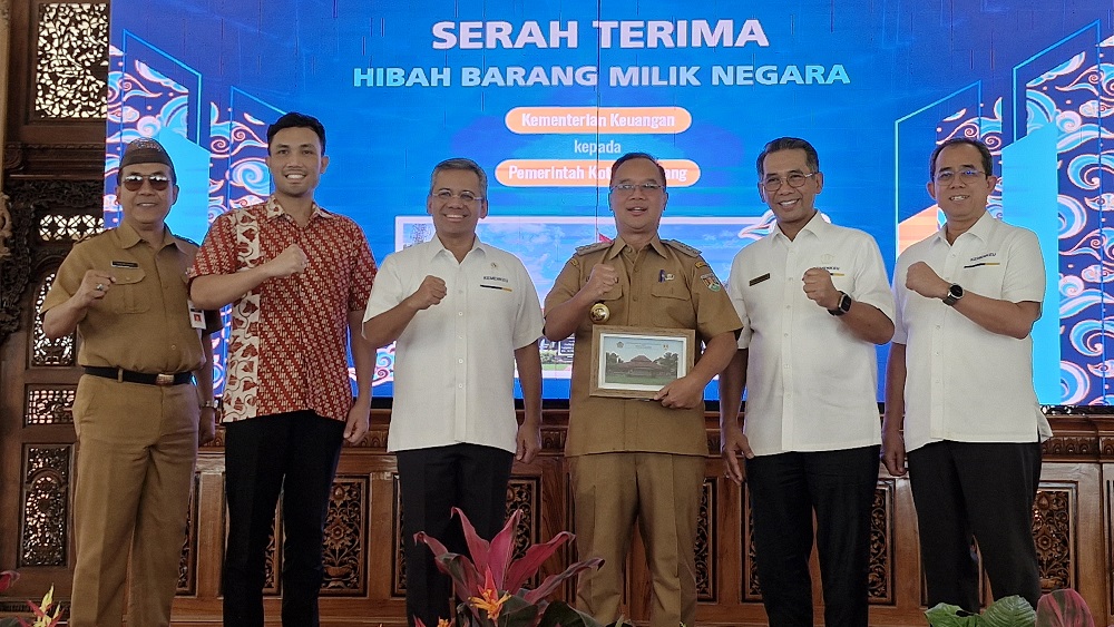 Serah terima barang milik negara berupa Balai Diklat Kepemimpinan dari Kemenkeu kepada Pemkot Magelang, Senin (3/2/2025).