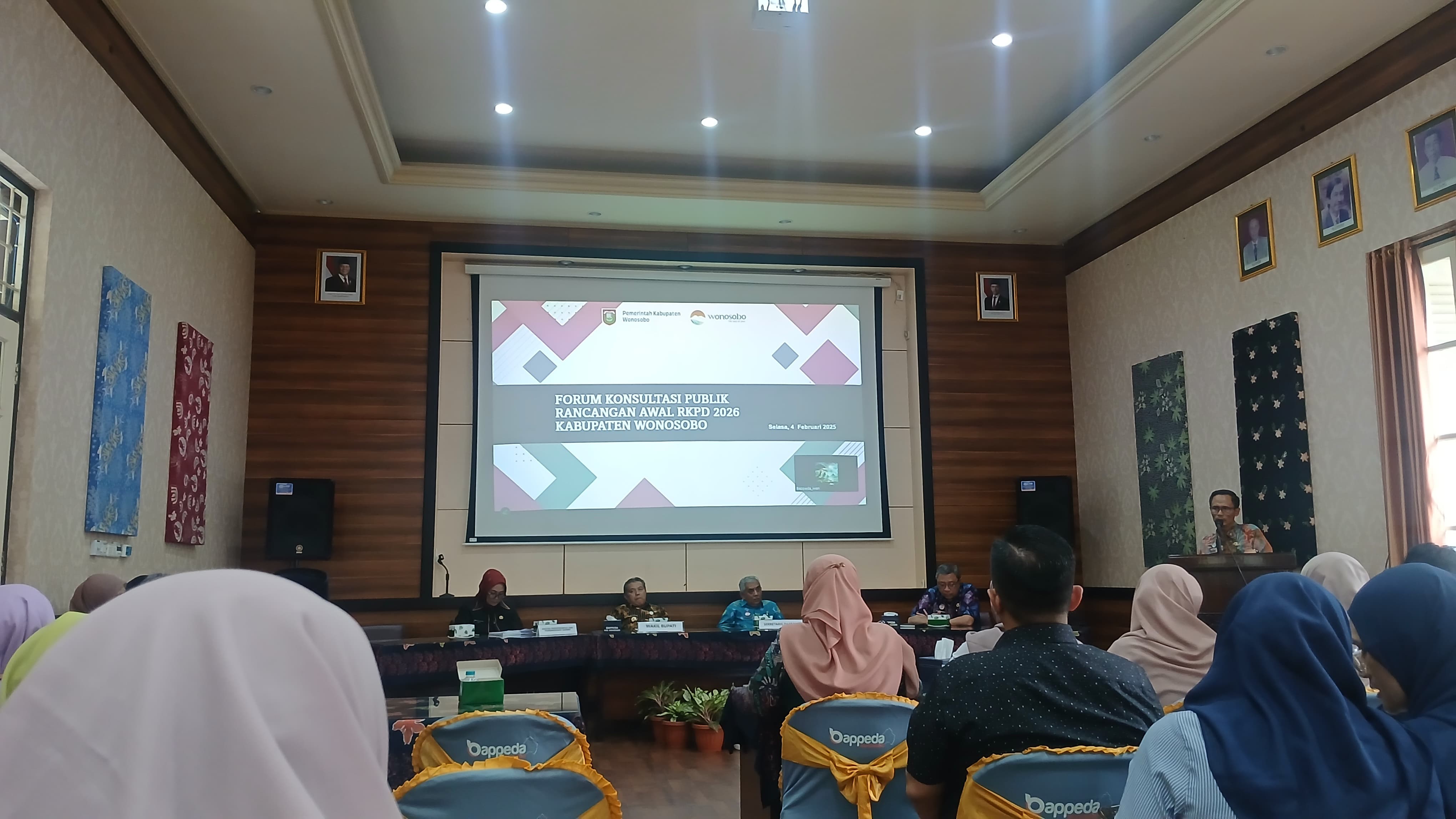 Forum konsultasi publik yang diadakan Pemkab Wonosobo untuk meminta aspirasi masyarakat dalam penyusunan RKPD 2026.