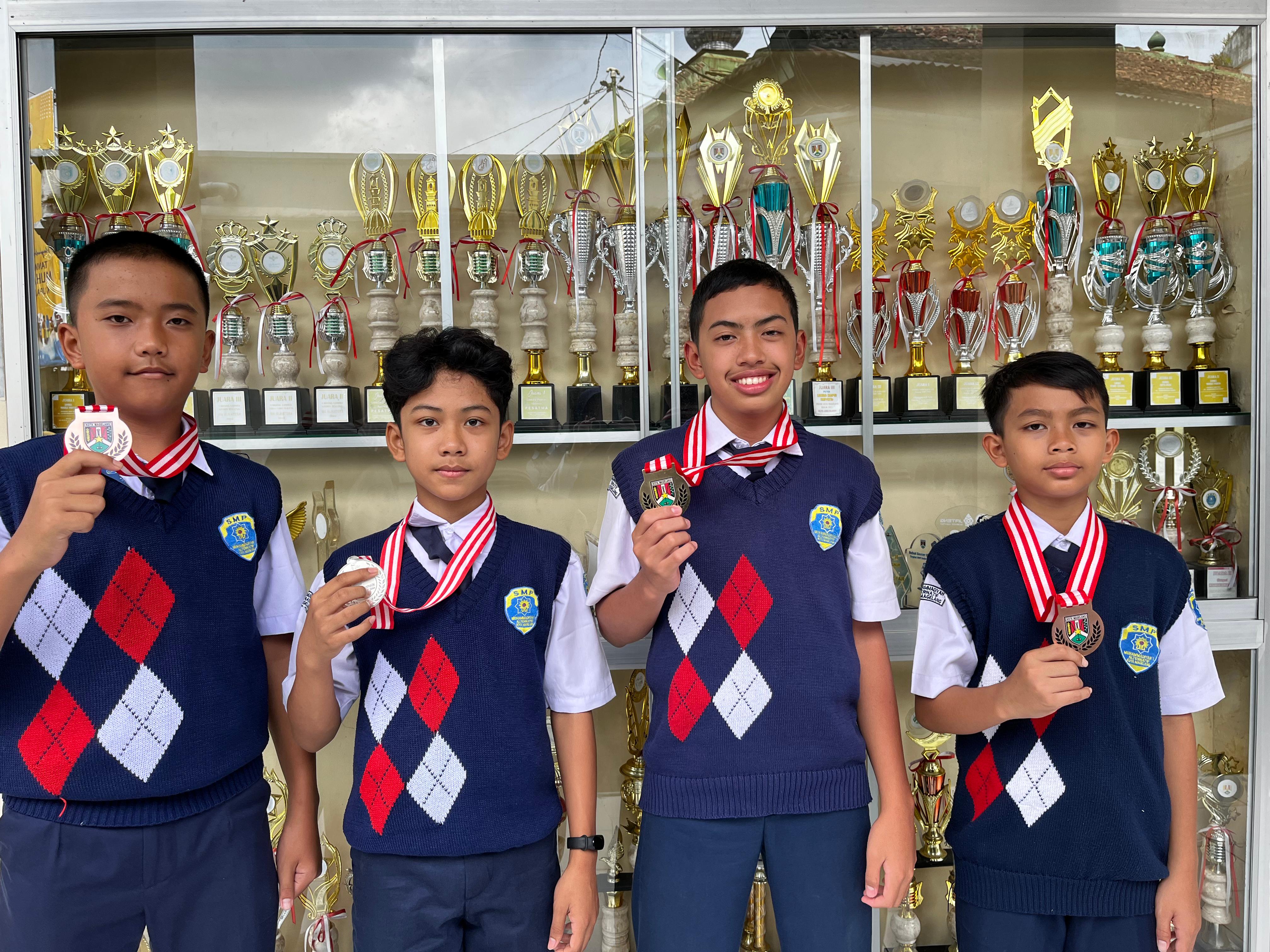 Rasydan Dayyan Yuniarto, Gibran Zulfadli Firdaus, Zulfikar Rizki Aditya&nbsp; dan Muh Ozil Addhaelamy.