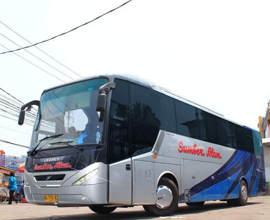 PO Sumber Alam sangat familiar bagi warga Jawa Tengah. Perusahaan bus ini berpusat di Purworejo.