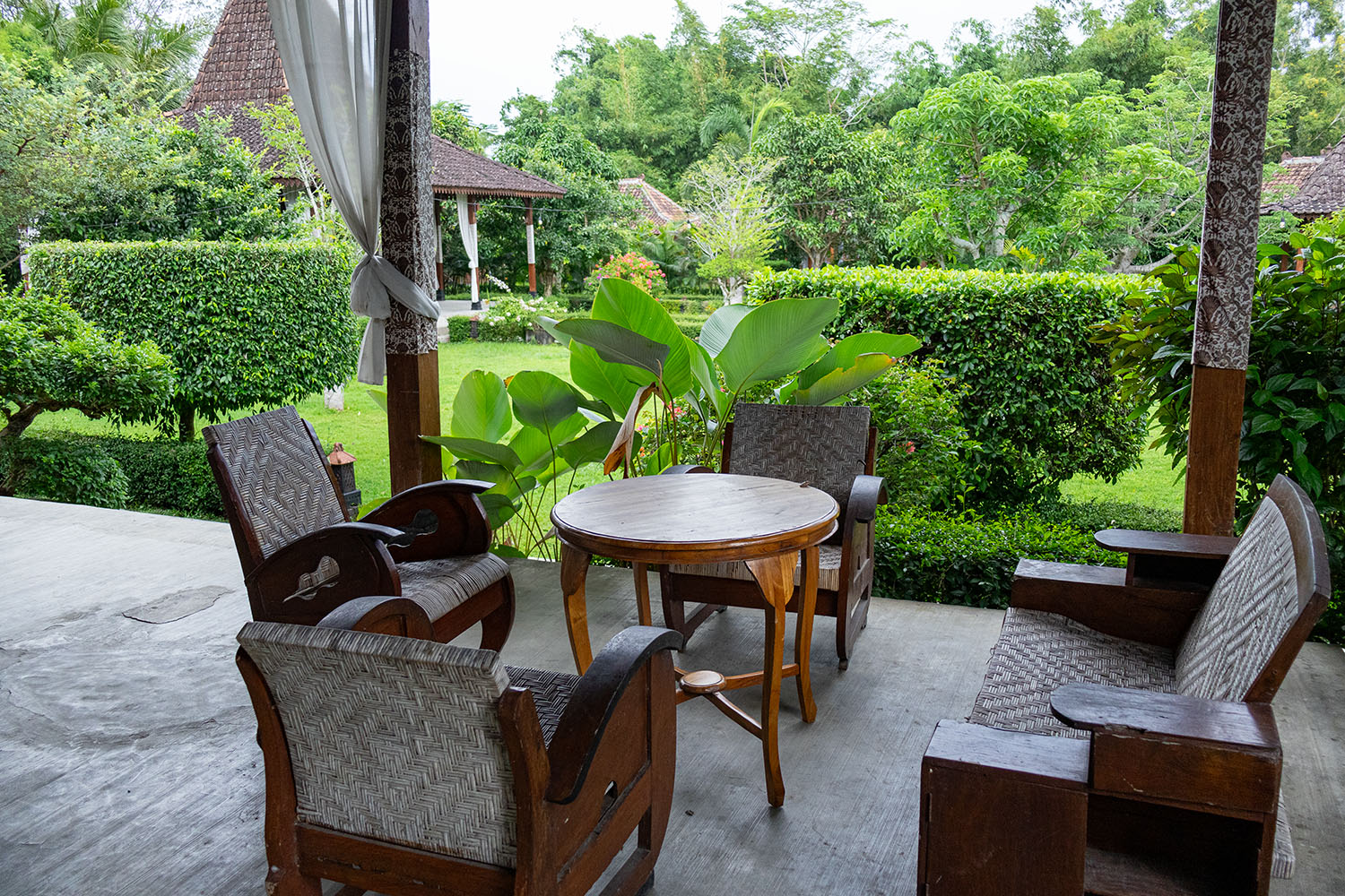 Suasana asri Balkondes Majaksingi