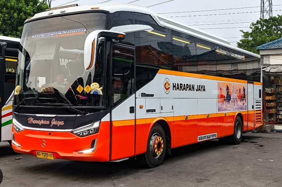 PO Harapan Jaya sudah melayani trayek menuju Blitar, Cikarang, Bekasi, Jakarta, Bogor, Tulungagung, Merak, dan Lampung.