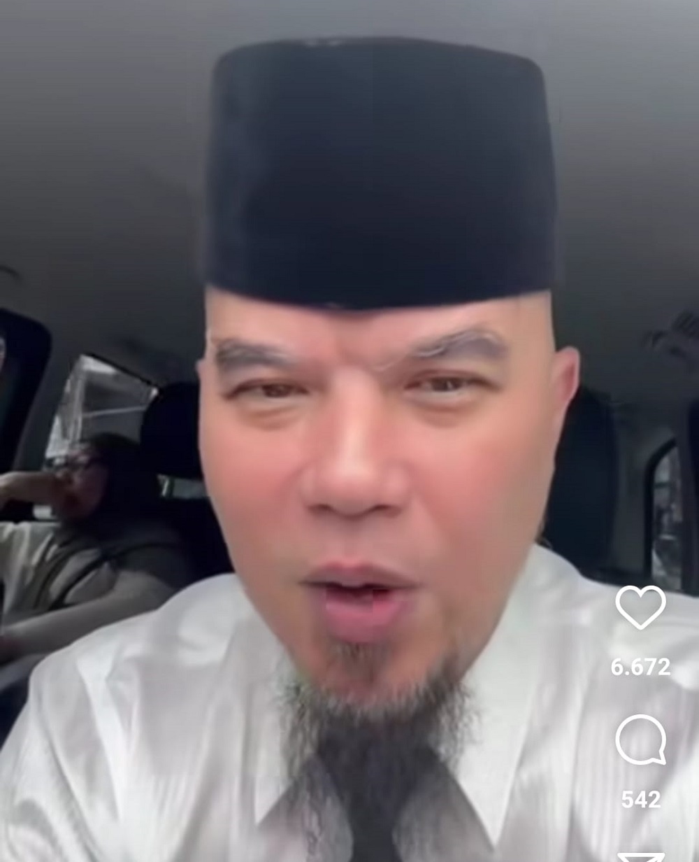 Musisi dan politi Ahmad Dhani