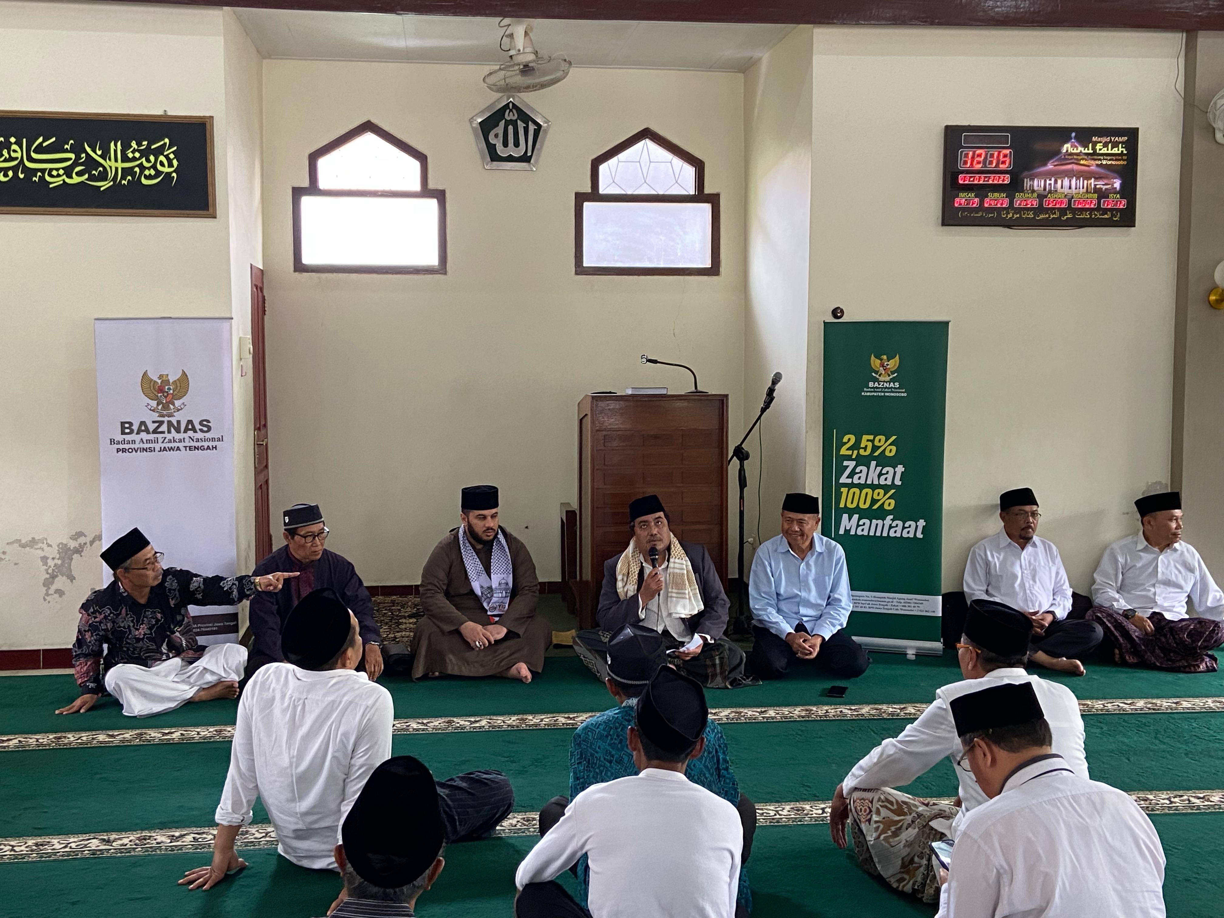 Safari Ramadan yang diadakan Baznas Kabupaten Wonosobo bekerja sama dengan DMI di Masjid YAMP Nurul Falach, kemarin (9/3/2025.).