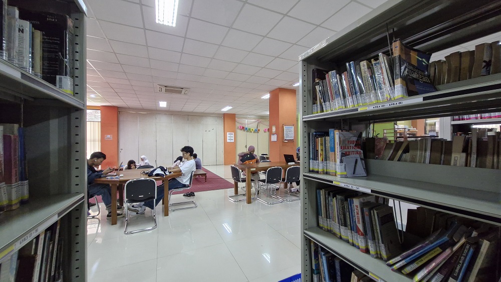 Perpustakaan Kota Magelang tak sepi meski di bulan Ramadan, Selasa (11/3/2025).
