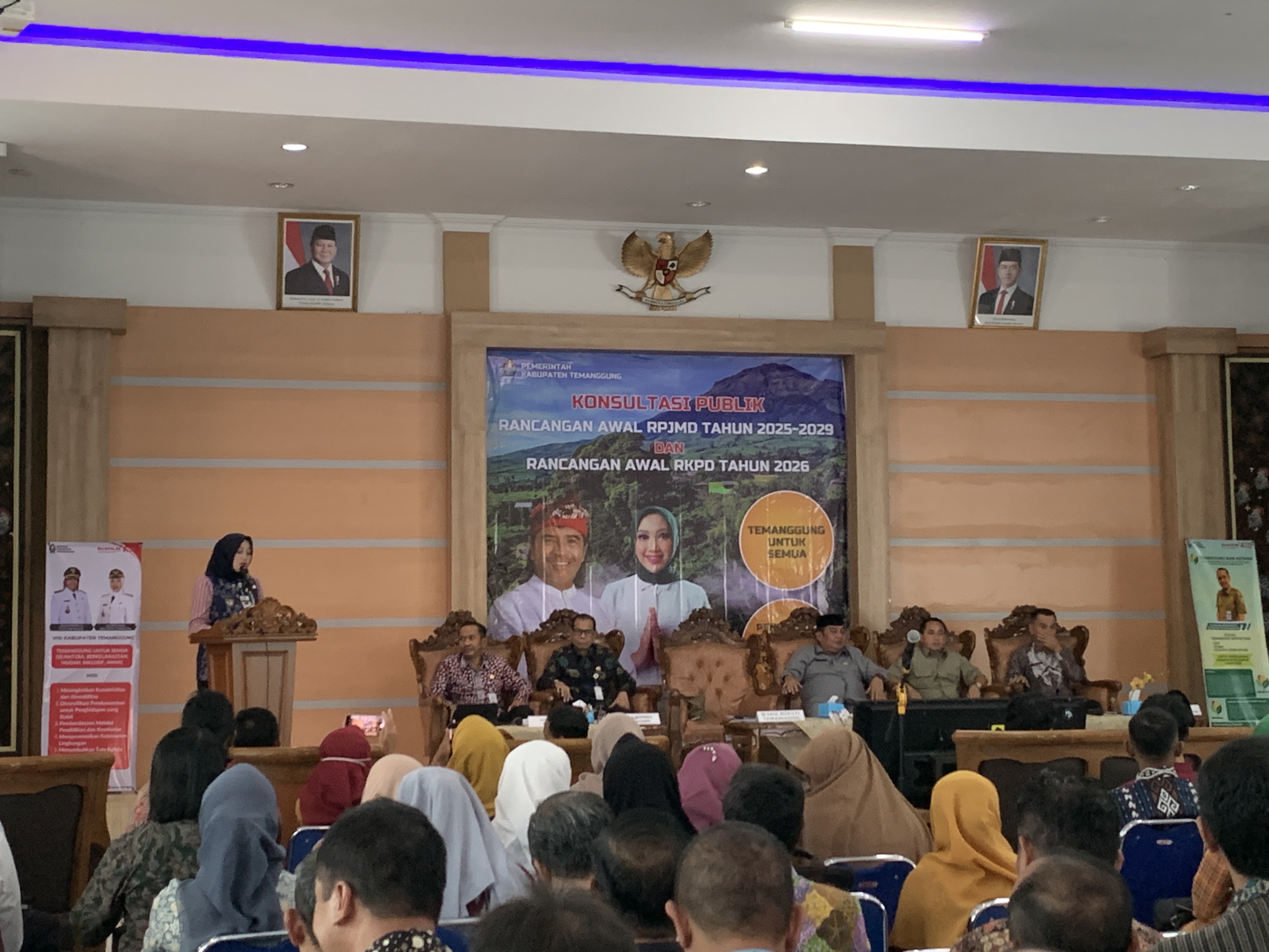 Konsultasi Publik Rancangan Awal RPJMD 2025-2029 dan Rancangan Awal RKPD Tahun 2026 di Aula Bappeda Temanggung, Selasa (11/3/2025).