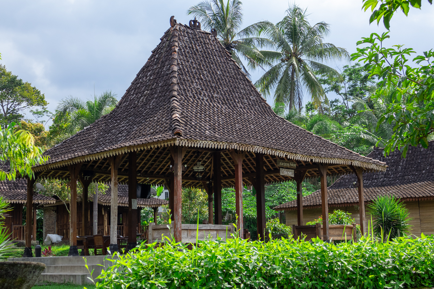 Pendopo utama Balkondes Kebonsari Borobudur.
