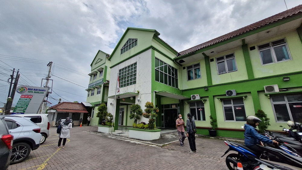 RSUD Budi Rahayu Kelas D Kota Magelang membutuhan tambahan lahan untuk pengembangan dan kantong parkir pengunjung yang saat ini masih terbatas.