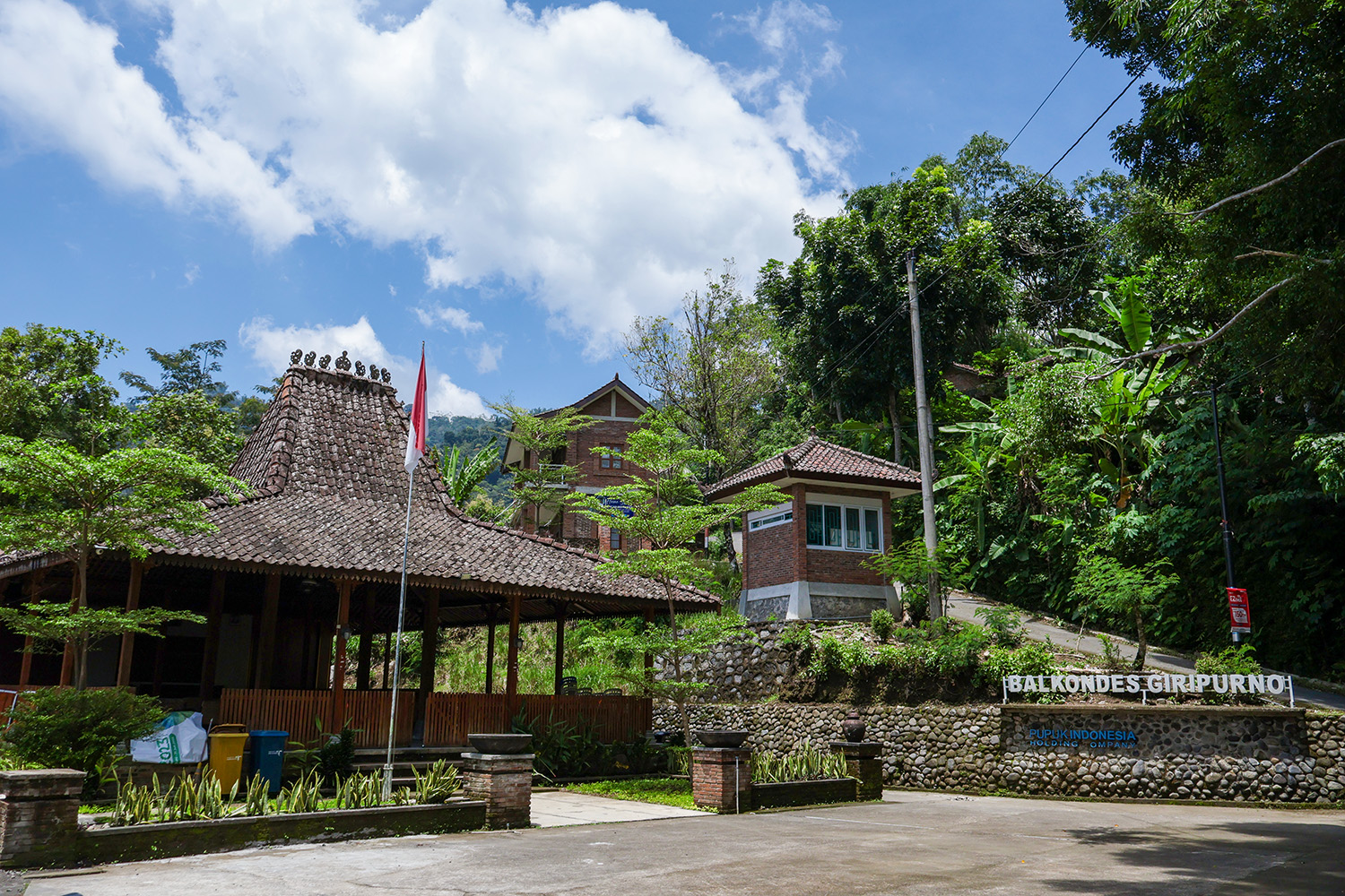 Balkondes Giripurno, balai ekonomi desa tertinggi di Borobudur.