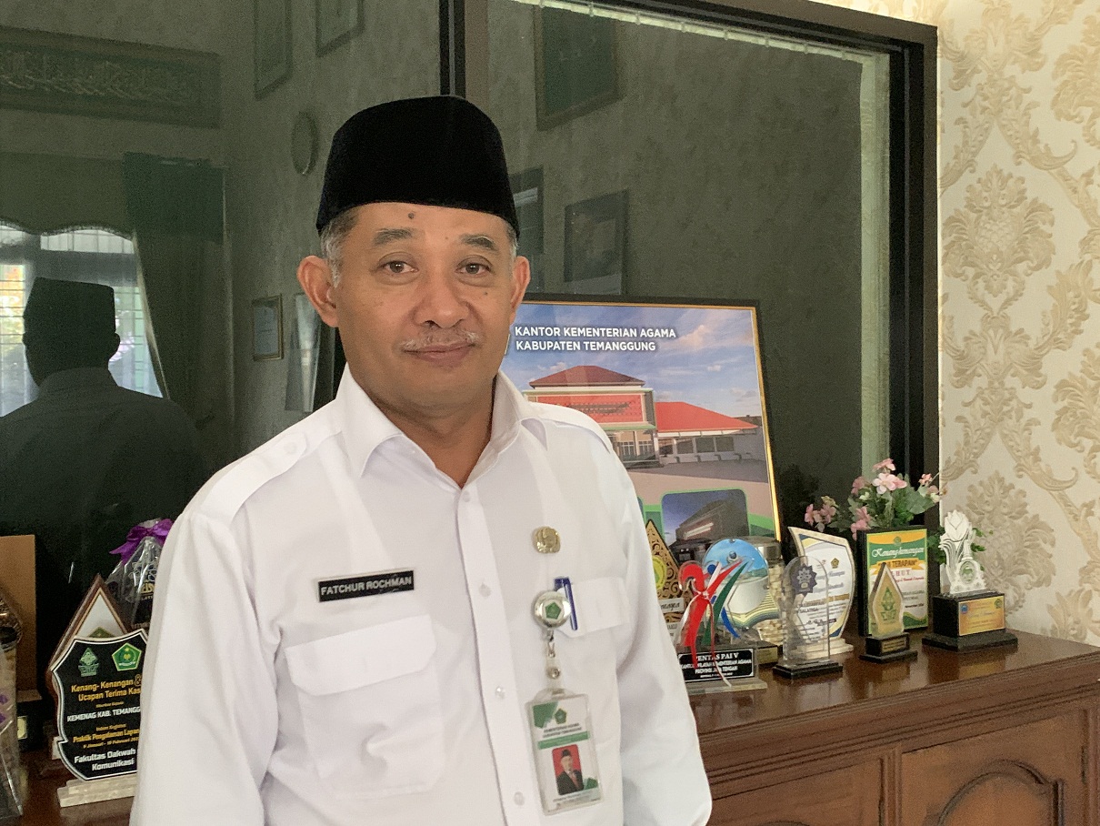 Kepala Kantor Kemenag Temanggung Fatchur Rohman
