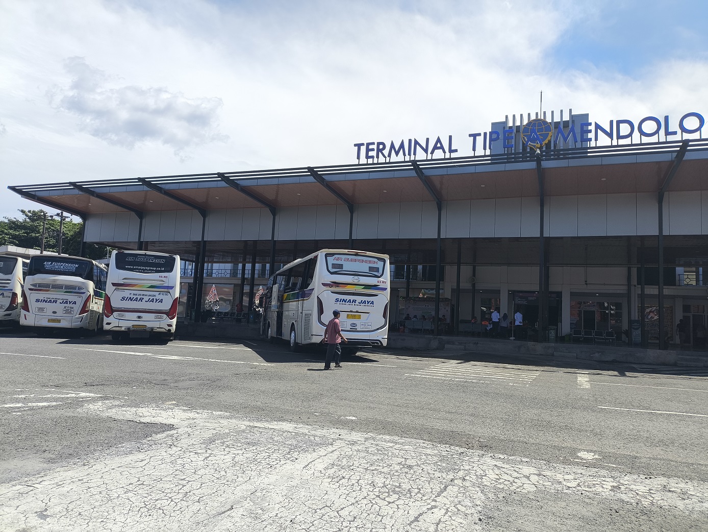 Terminal Mendolo siap menghadapi mudik Lebaran 2025 dengan berbagai fasilitas untuk pemudik.