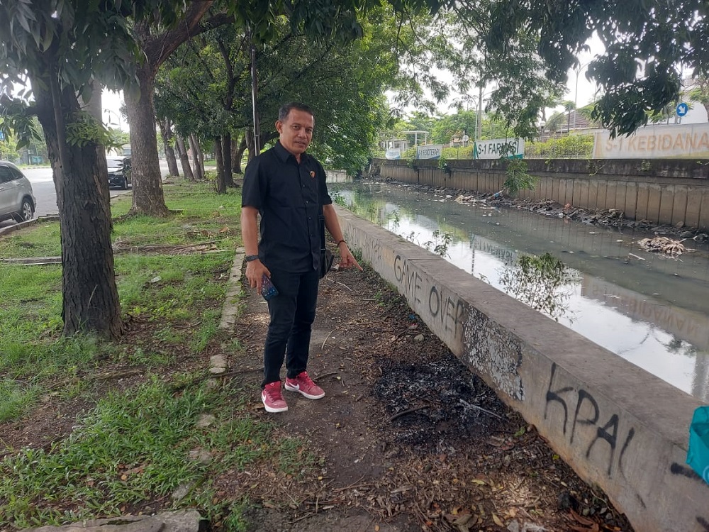 TKP korban Niken Tri Winda Sari nekat bakar diri Kawasan Jalan Arteri Yos Sudarso, depan Stikes Telogorejo Semarang, Kamis (27/3/2025) pagi.