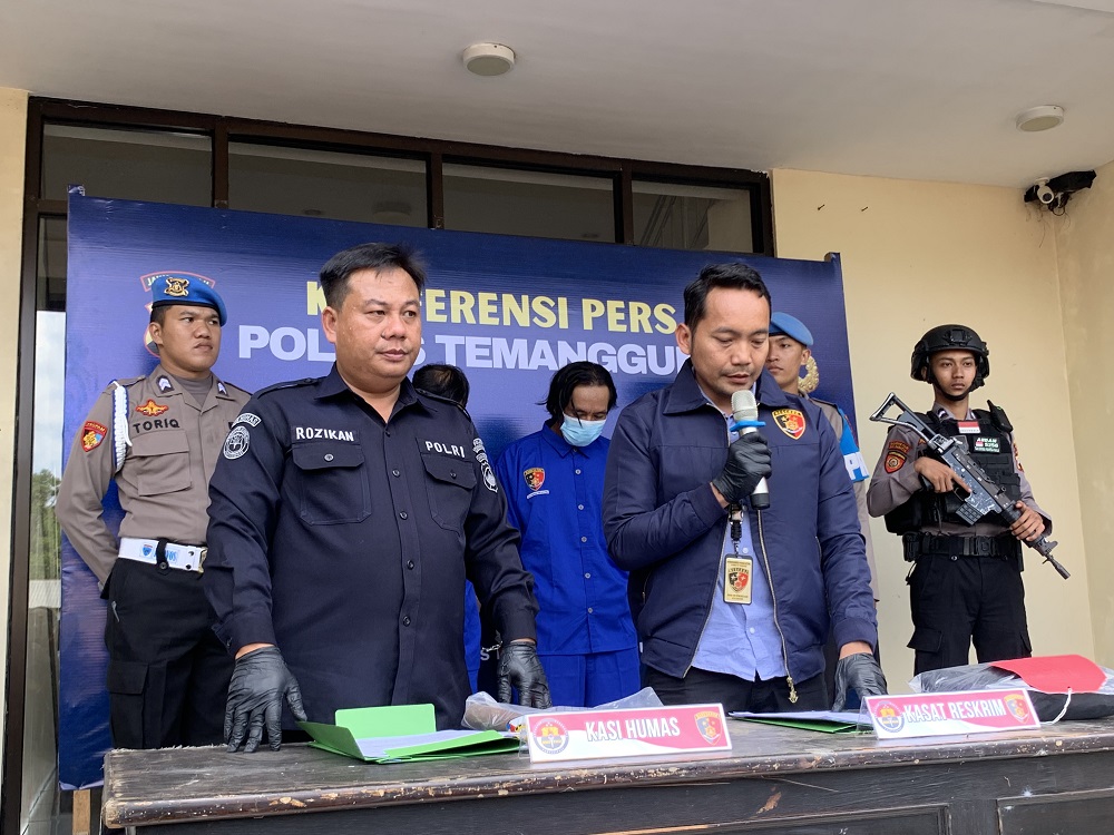 Kasat Reskrim Polres Temanggung AKP Didik Tri Wibowo saat gelar perkara kasus curat di Desa Tlahap, Kledung.
