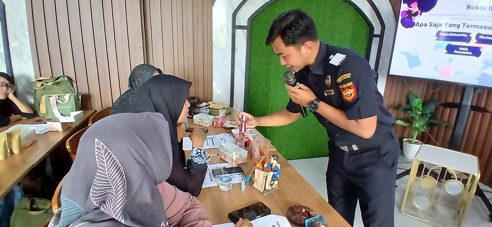 Sosialisasi peraturan perundang-undangan ketentuan di bidang cukai yang diikuti 50 pelaku UMKM di Kabupaten Magelang, Selasa (27/5/2025).
