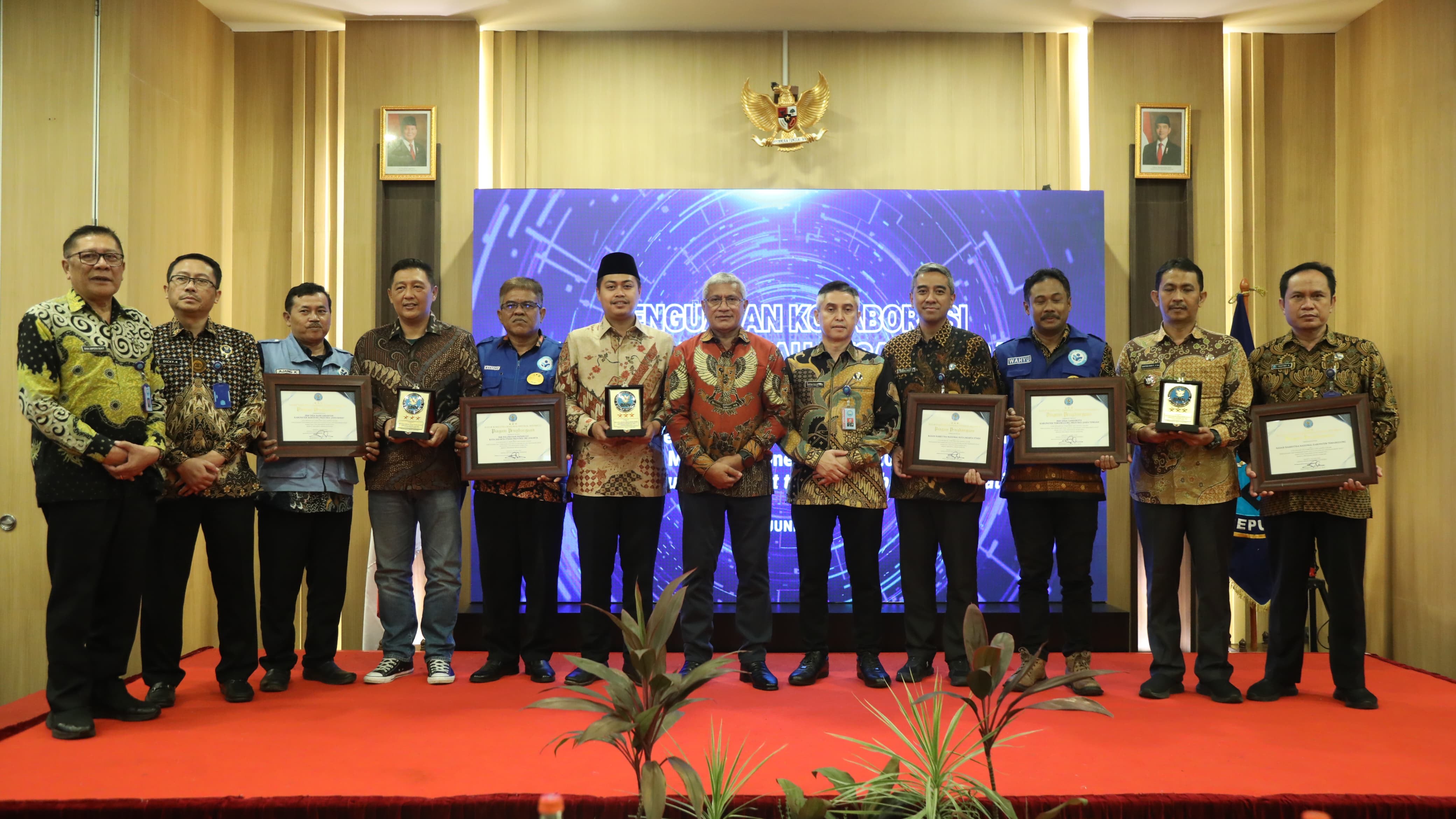 Kolaborasi lintas sektor dalam memerangi peredaran narkoba di Temanggung dalam peringatan Hari Anti Narkoba Kamis (26/6/2025).
