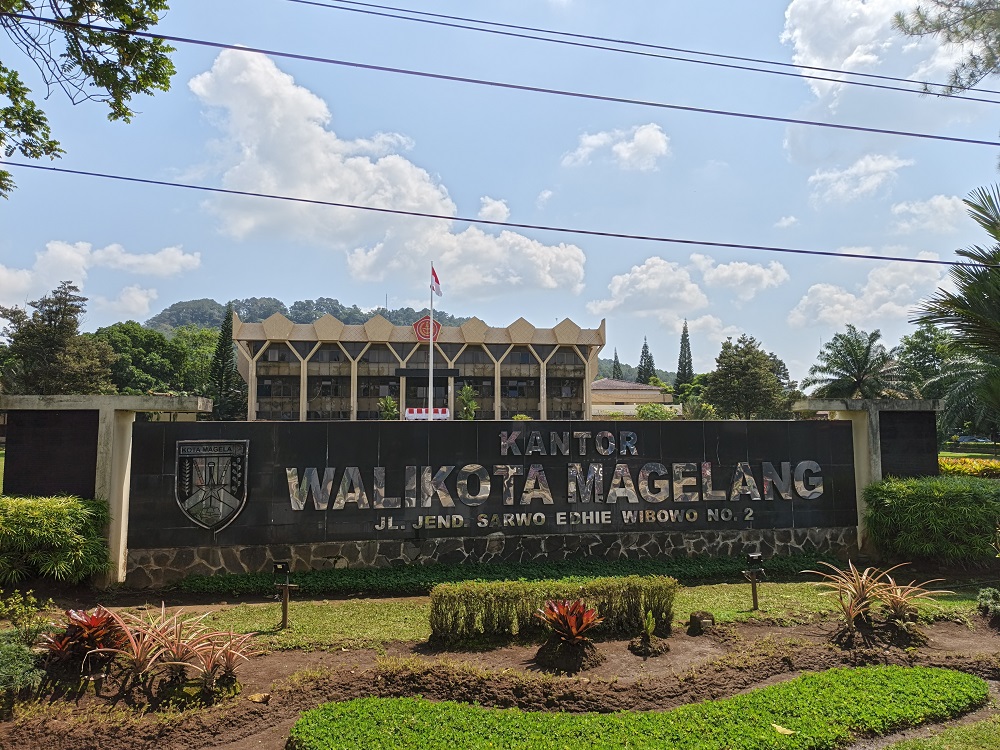 Balai Kota Magelang saat ini yang menempati mako TNI.