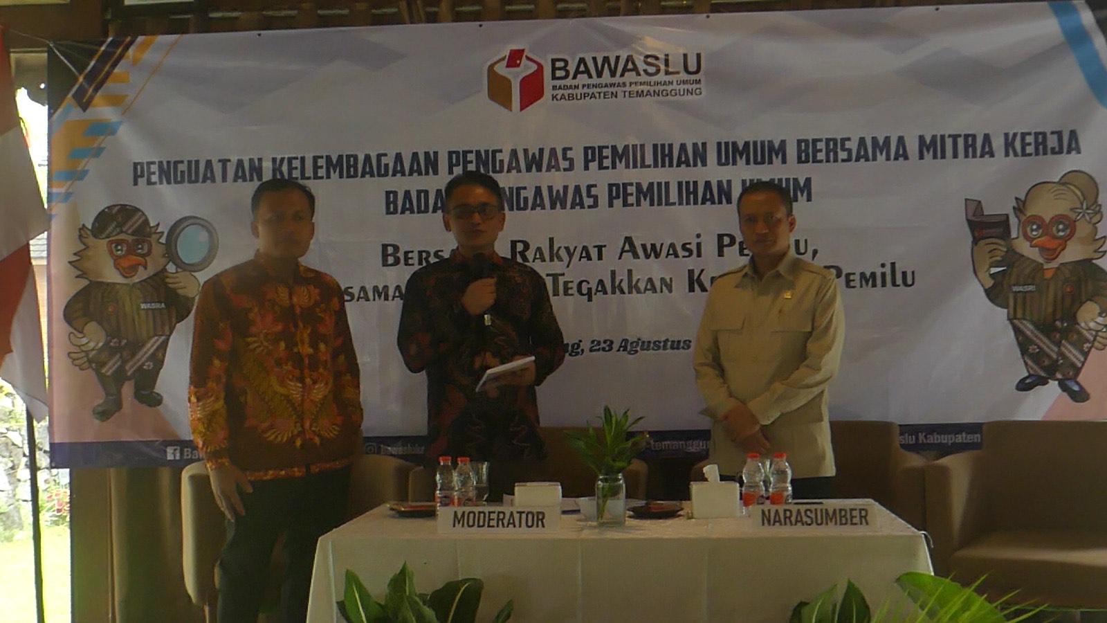 Komisi II DPR RI bersama Bawaslu Kabupaten Temanggung menggelar kegiatan Penguatan Kelembagaan Pengawas Pemilu Bersama Mitra Kerja.
