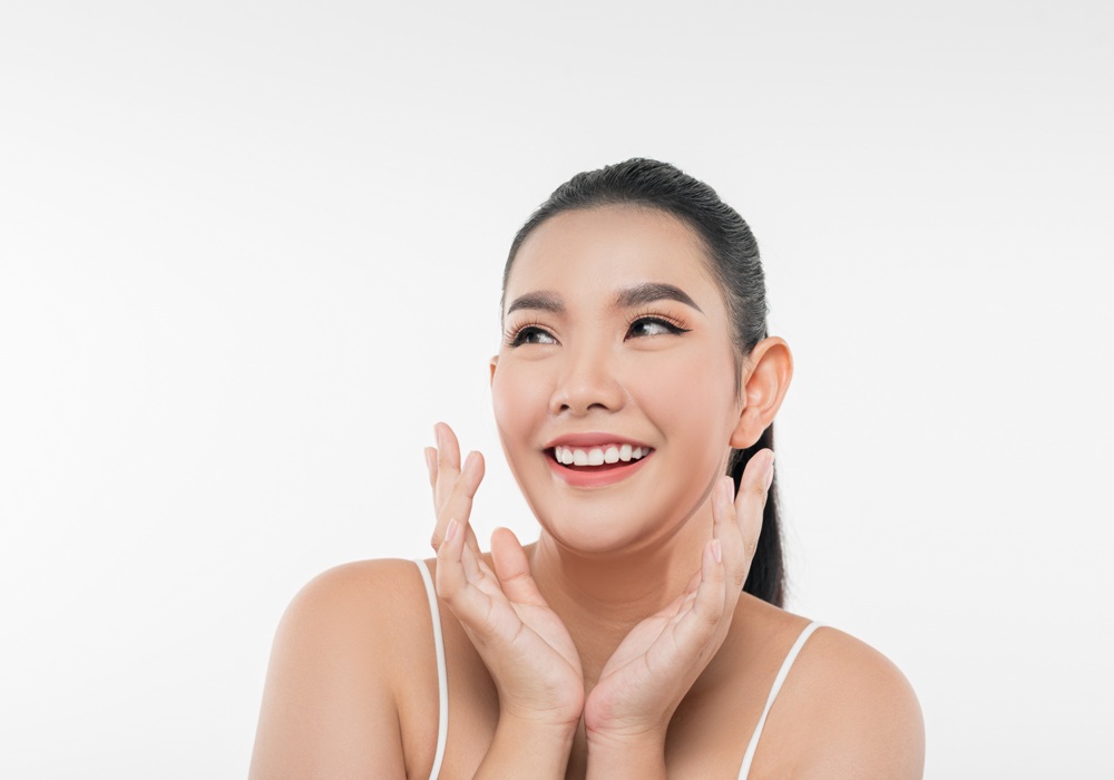 ilustrasi perempuan dengan wajah sehat dan glowing
