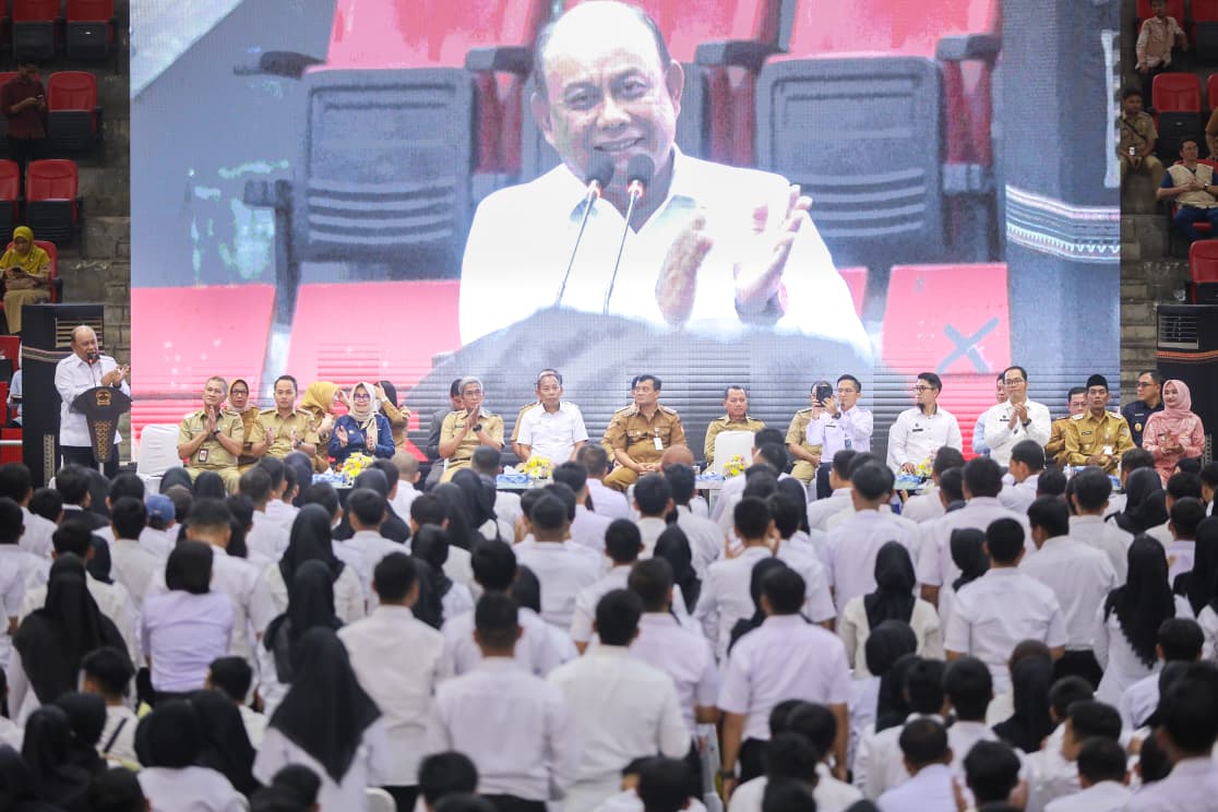 Rakor MBG dan SPPG di GOR Jatidiri yang dihadiri empat ribuan stakeholder terkait, Senin (6/10/2025).