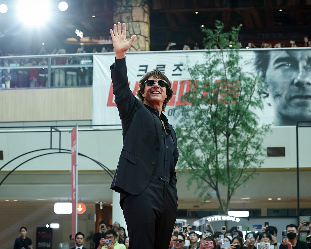Tom Cruise melakukan kunjungan karpet merah di Seoul dalam rangka mempromosikan film terbarunya Mission : Impossible Dead Reckoning Part Two