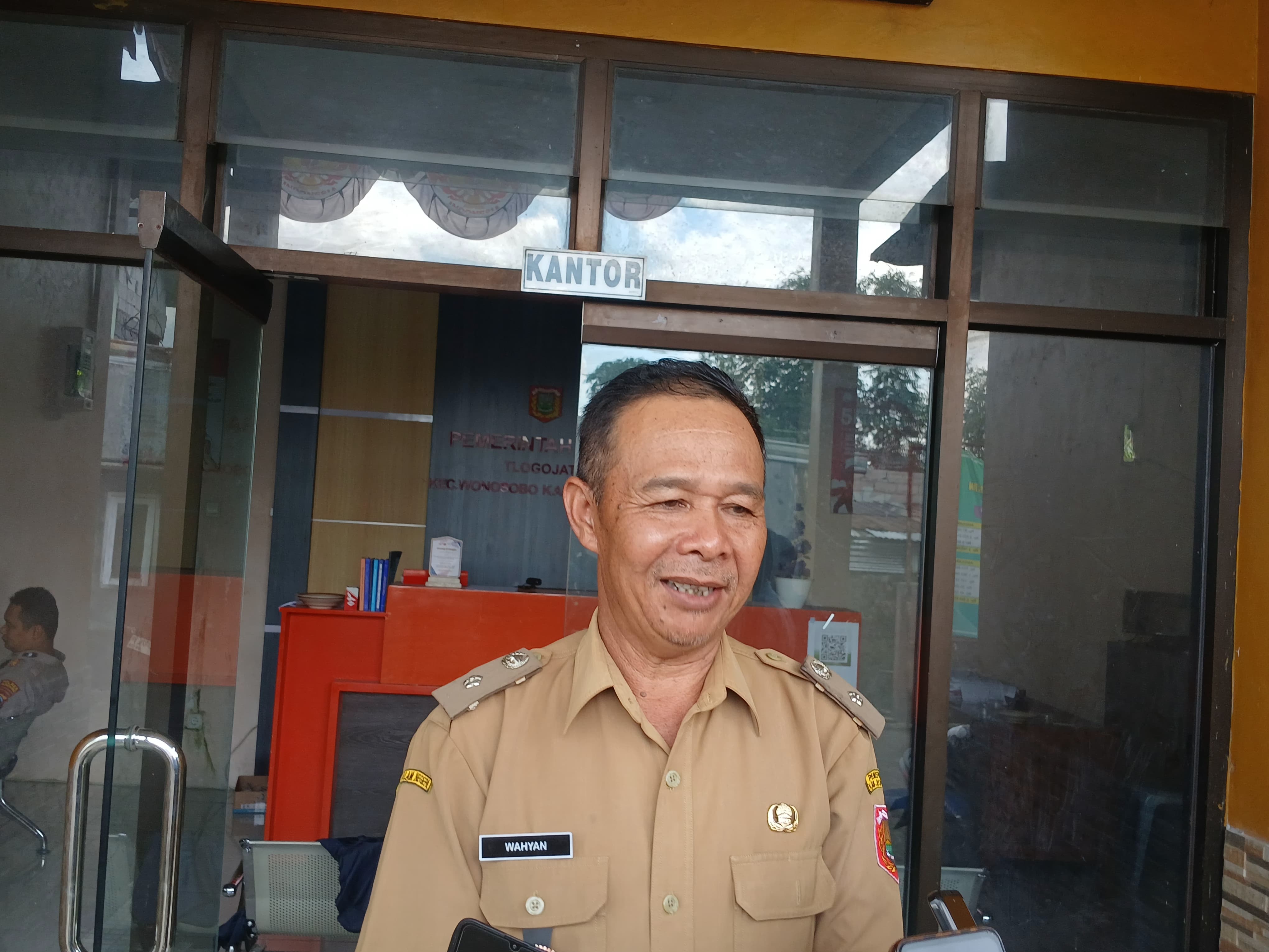 Kepala Desa Tlogojati, Wahyan