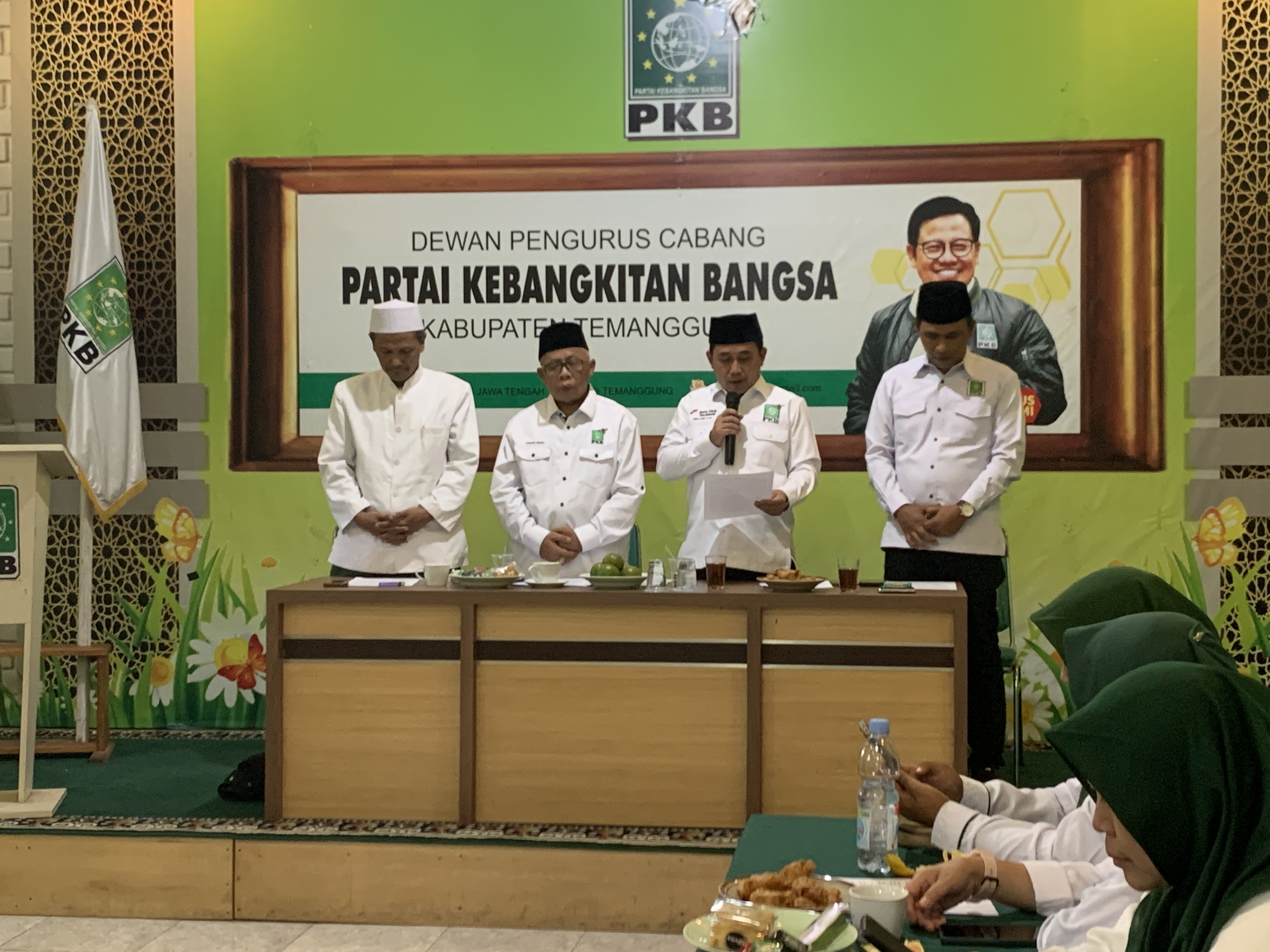 Pernyataan sikap DPC PKB Temanggung bersama masayikh mengenai tayangan program Xpose Uncensored, Rabu (15/10).