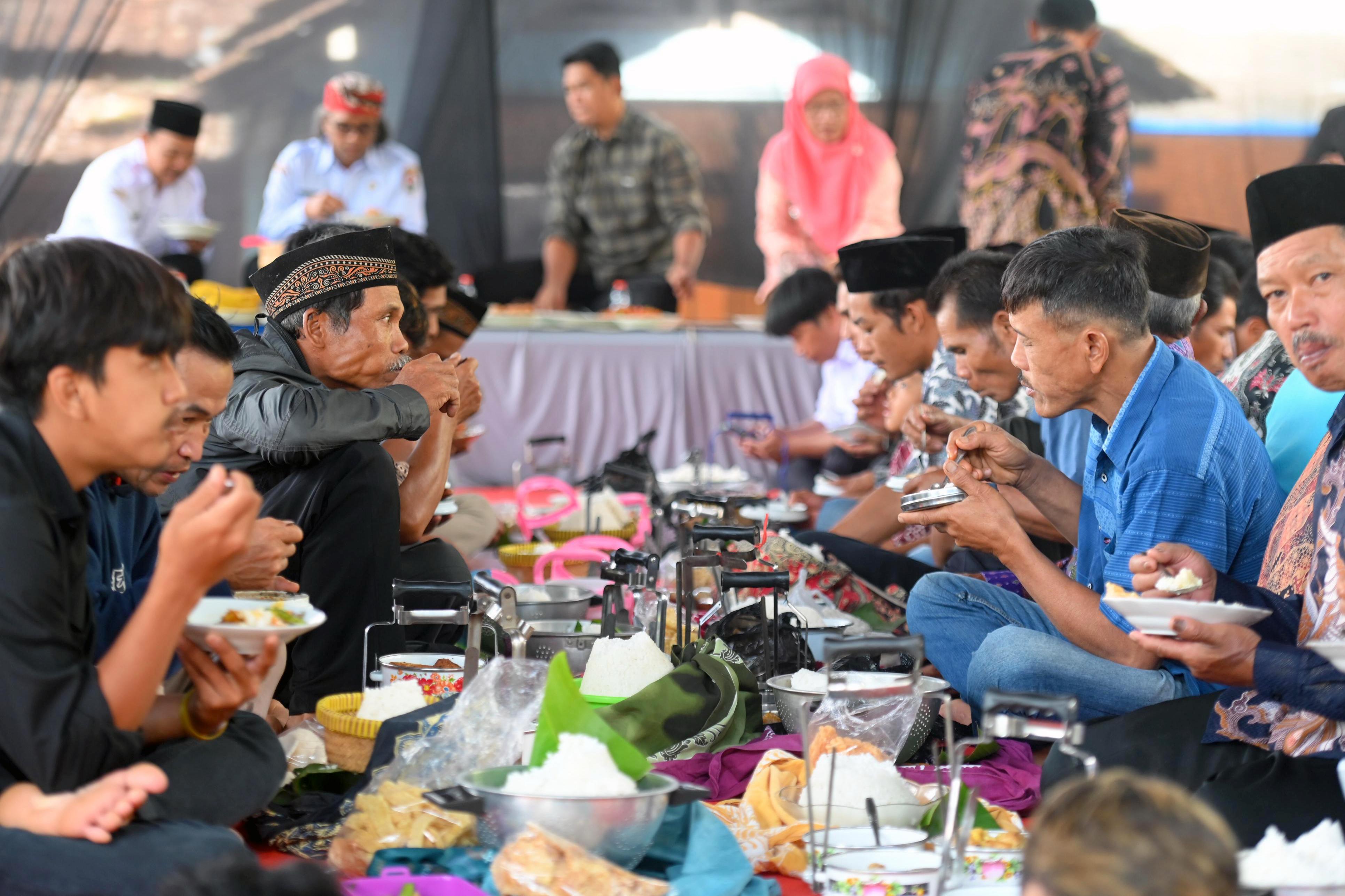 Bupati Temanggung Agus Setyawan berkunjung ke Desa Tleter, Kaloran.