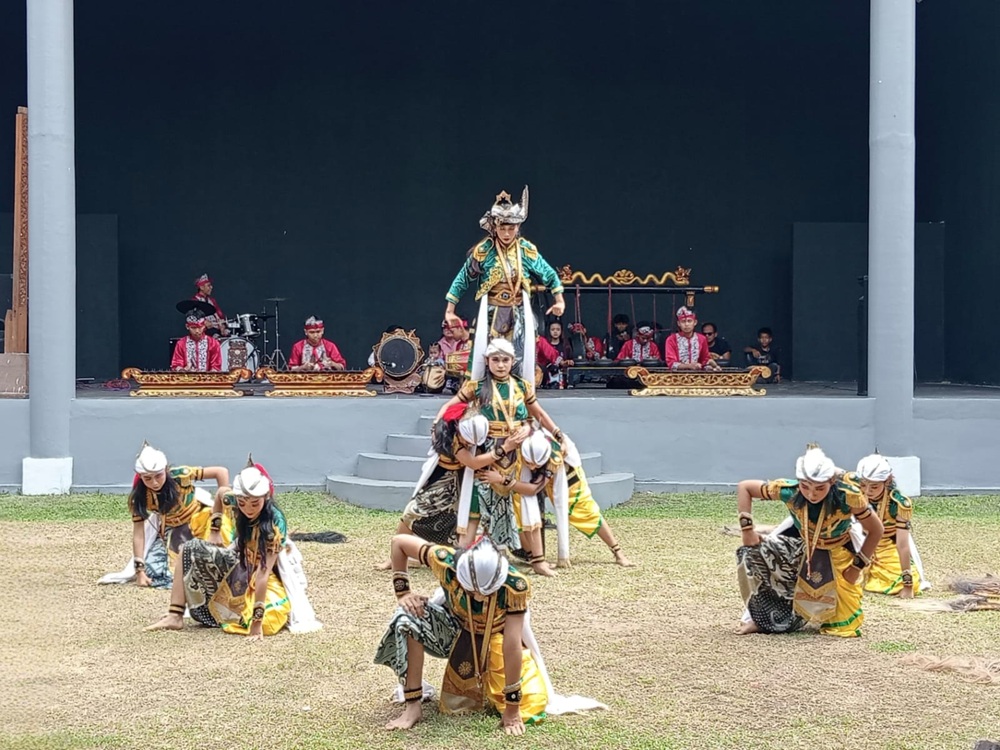 Penampilan kesenian jaranan di Pendopo TIC Borobudur