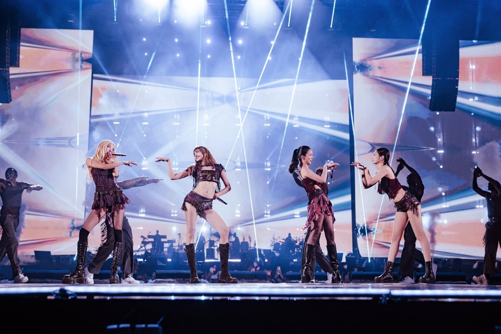 Blackpink tampil memukau lewat konser DEADLINE World Tour di Jakarta