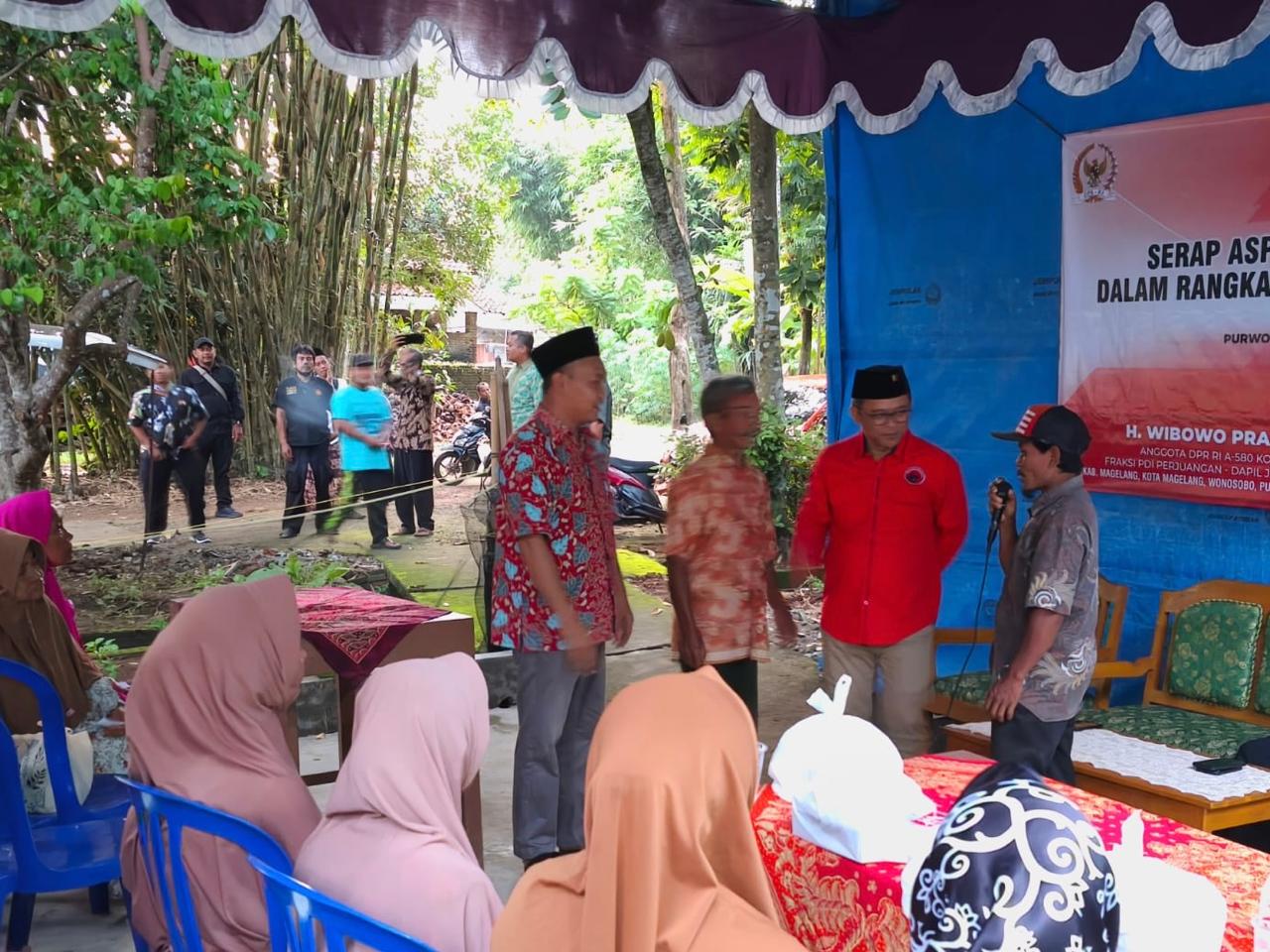 Anggota DPR RI Wibowo Prasetyo, melaksanakan kunjungan kerja daerah pemilihan di Dusun Kiyangkongrejo, Kecamatan Kutoarjo, Kabupaten Purworejo, Jumat (7/11/2025).