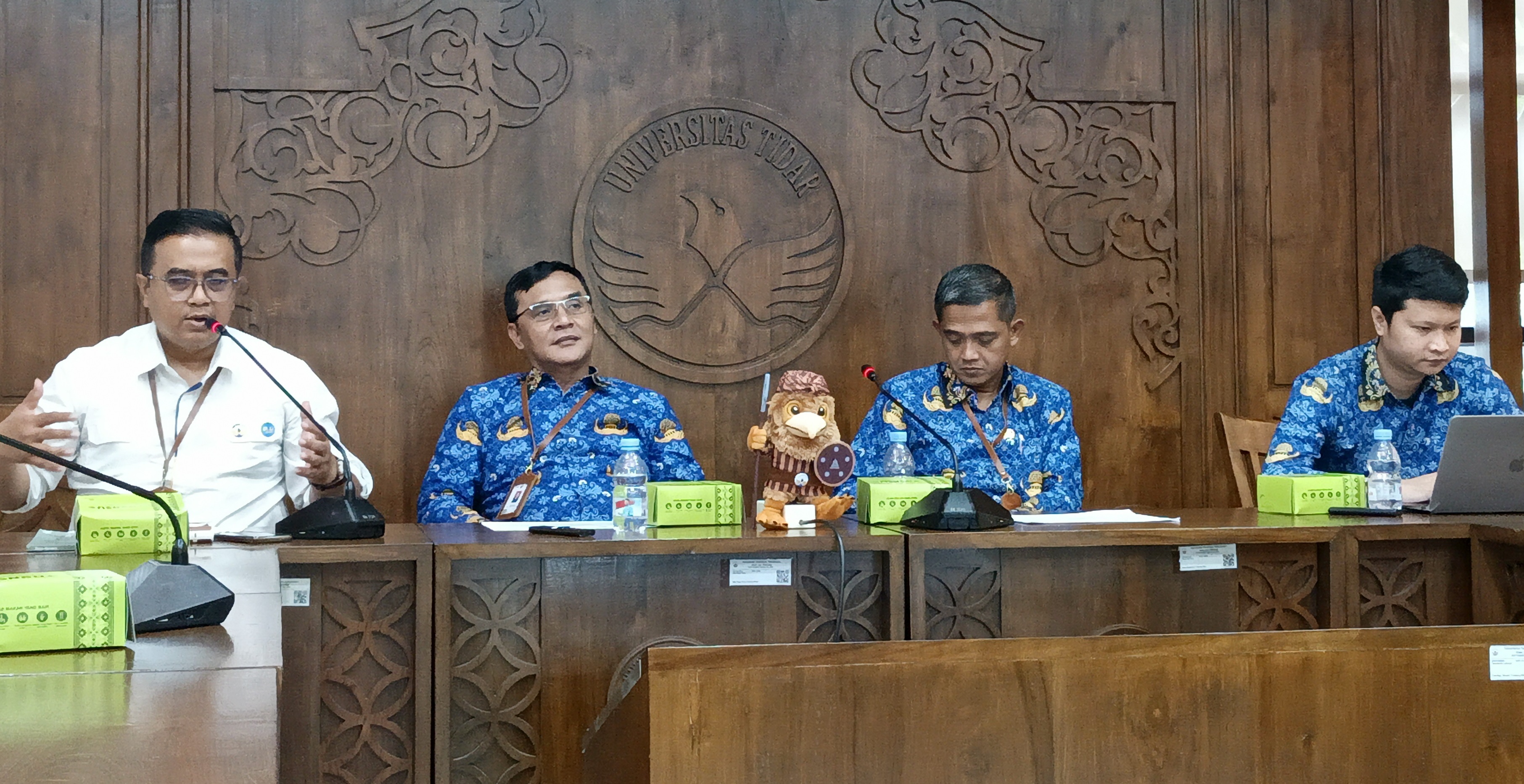 Ketua Panitia KMI Expo 2025 Prof Dr Parmin menjelaskan event KMI Expo XVI.  &nbsp;