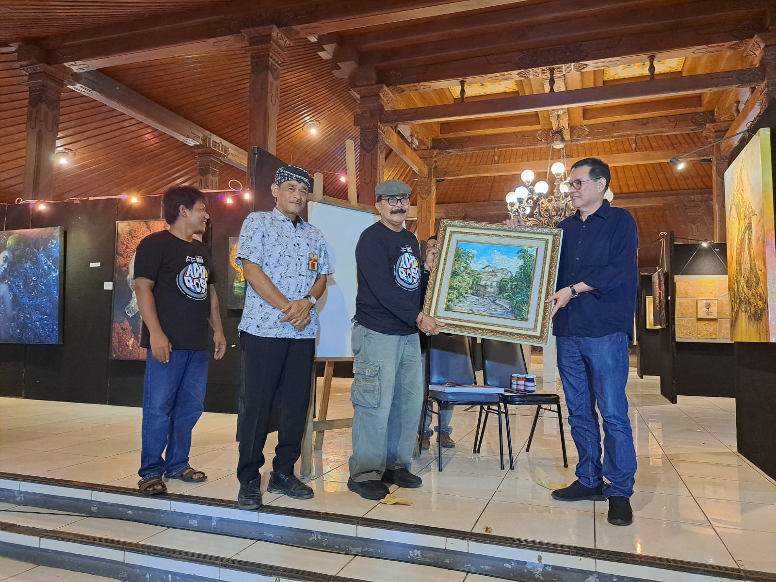 : Pembukaan pameran seni rupa Adu Roso yang digelar Catec di Pendopo Pengayoman selama seminggu (18-23/11/2025).