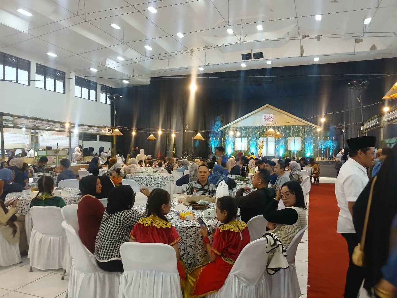 Festival Kuliner Legend di Adipura Kencana Wonosobo yang berlangsung hingga Minggu (23/11/2025).