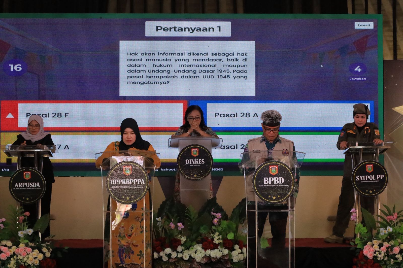 Uji publik monev keterbukaan informasi publik yang diadakan di Pendopo Bupati Wonosobo.