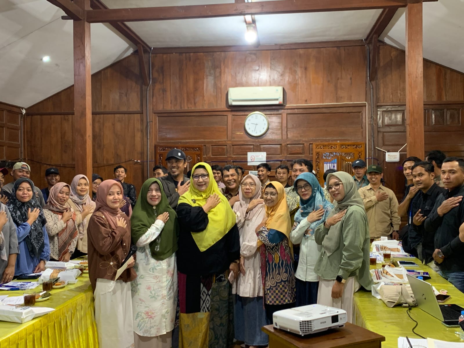 Kegiatan Sekolah Tani Mandiri Muhammadiyah Seri 7 yang berada di wilayah Kranggan, Temanggung.