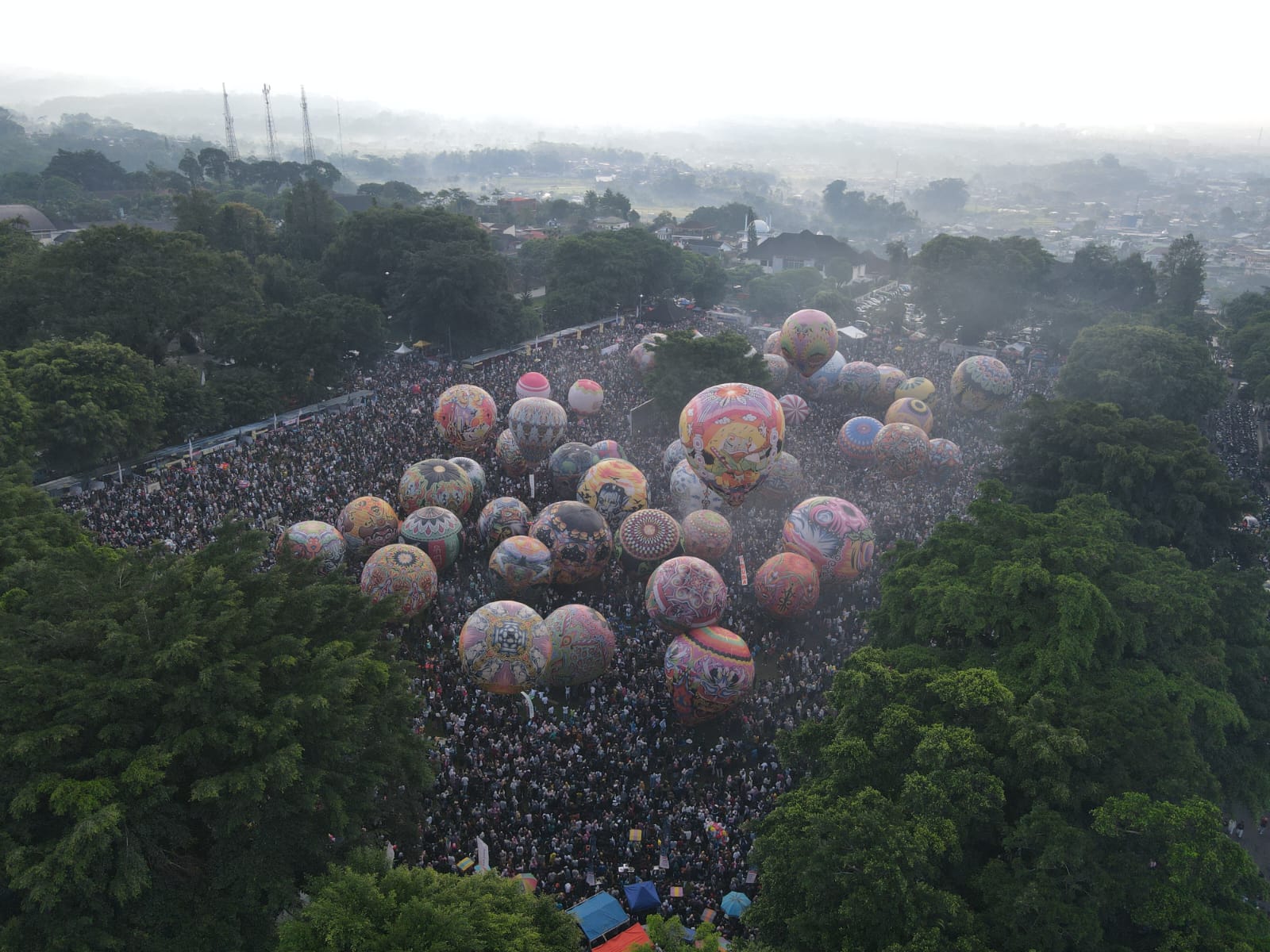 Festival balon udara menjadi salah satu event kebanggaan masyarakat Wonosobo.