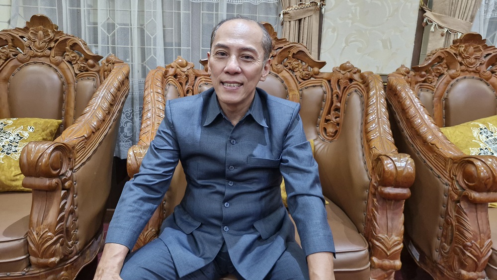 Ketua PBVSI Kota Magelang Waluyo saat jumpa pers turnamen voli, Selasa (9/12/2025).