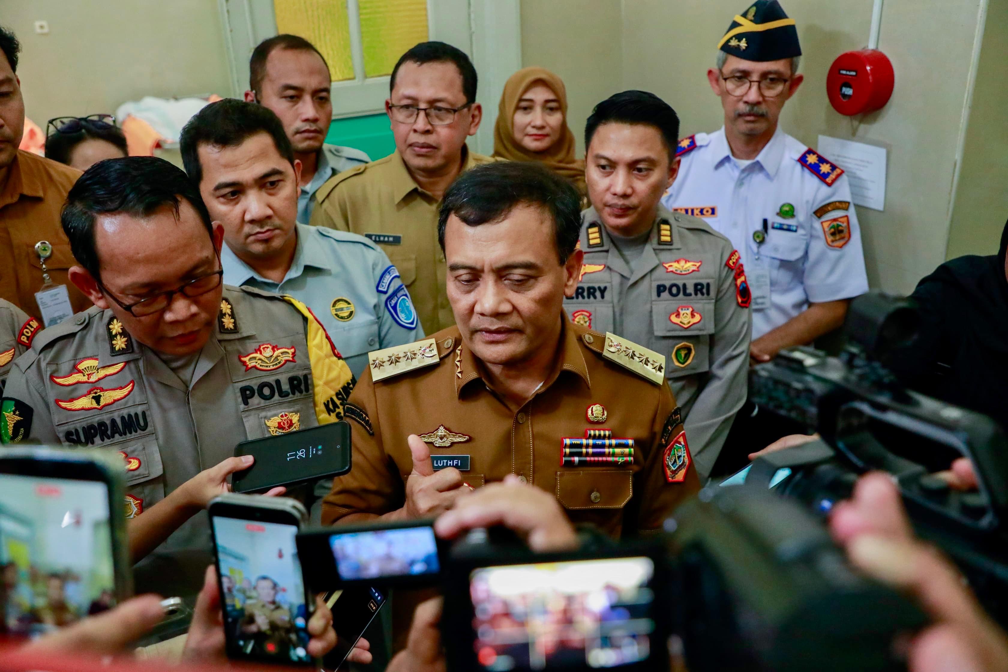 Gubernur Ahmad Luthfi meminta penyedia angkutan Nataru untuk mengutamakan keselamatan penumpang.