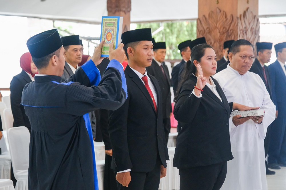 Wali Kota Magelang Damar melantik sejumlah pejabat fungsional, Selasa (30/12/2025).&nbsp;