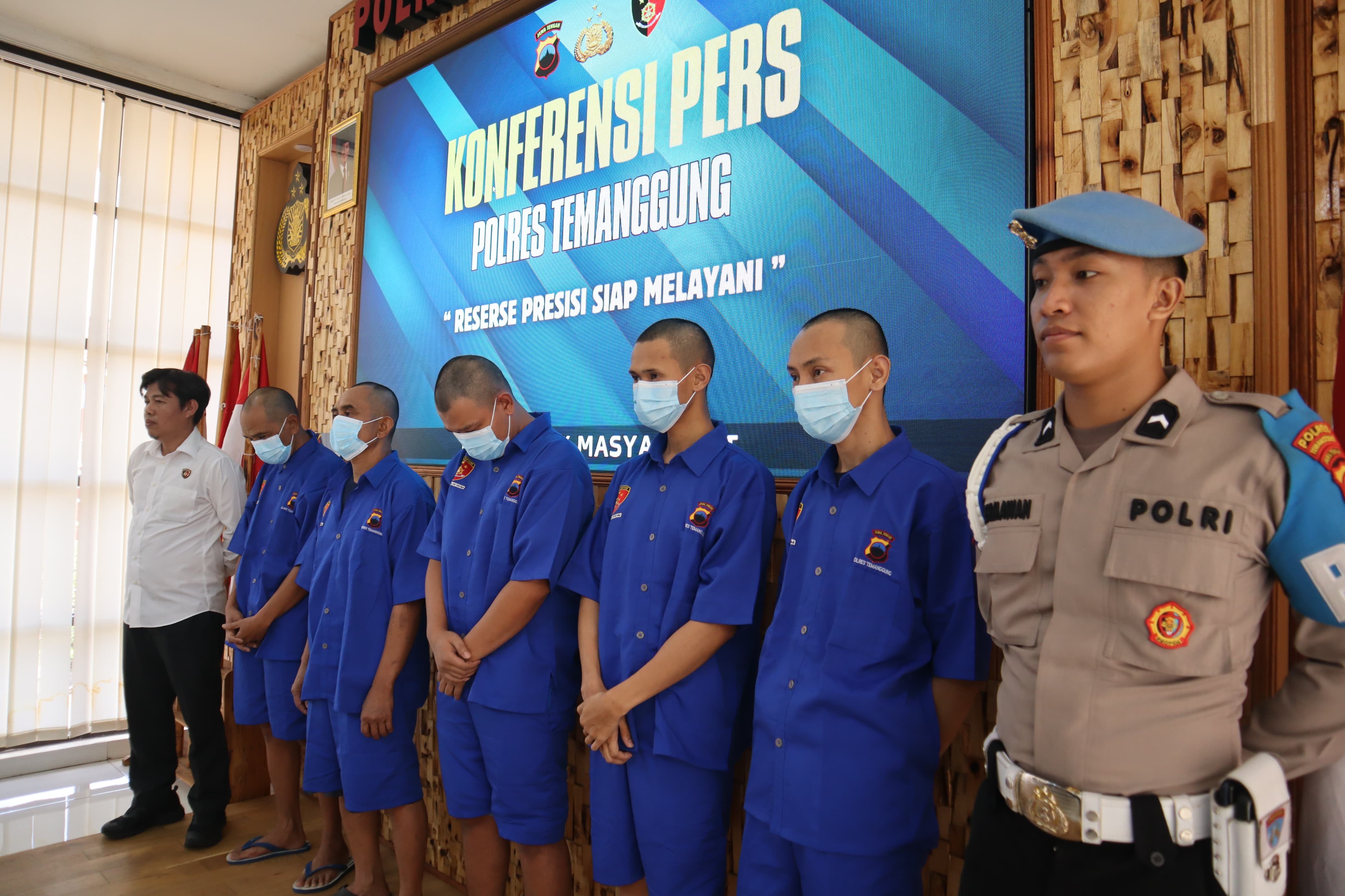 Para pelaku pengeroyokan di Parakan yang ditangkap Satreskrim Polres Temanggung.