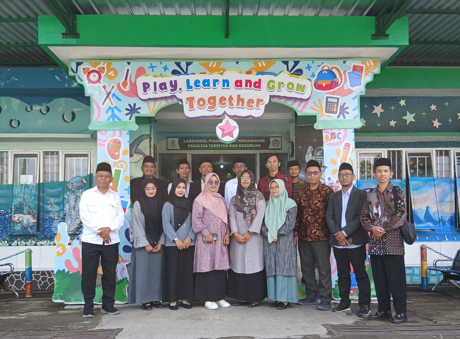 Tujuh perguruan tinggi mitra melakukan benchmarking pengelolaan labschool di INISNU Temanggung.