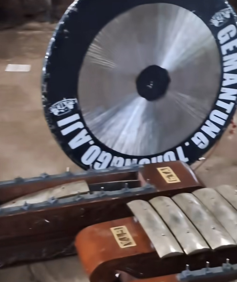 Wilayah gamelan  milik kelompok kesenian di Ngadirejo berbahan perunggu hilang dicuri.