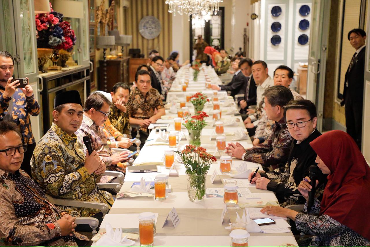 Wagub Jateng Taj Yasin Menerima Gubernur Prefektur Kagawa Jepang di Bunga Rampai Restaurant, Jl Teuku Cik Ditiro, Menteng, Jakarta Pusat Jumat (23/1/2026).