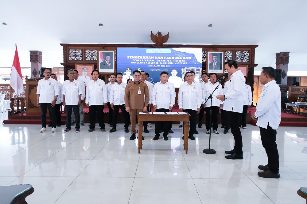 Dewan Penasehat, Dewan Pertimbangan, dan Dewan Pengurus Kamar Dagang dan Industri (Kadin) Kota Magelang Masa Bakti 2026-2031 resmi disahkan dan dikukuhkan di Pendopo Pengabdian, Selasa (27/1/2026).